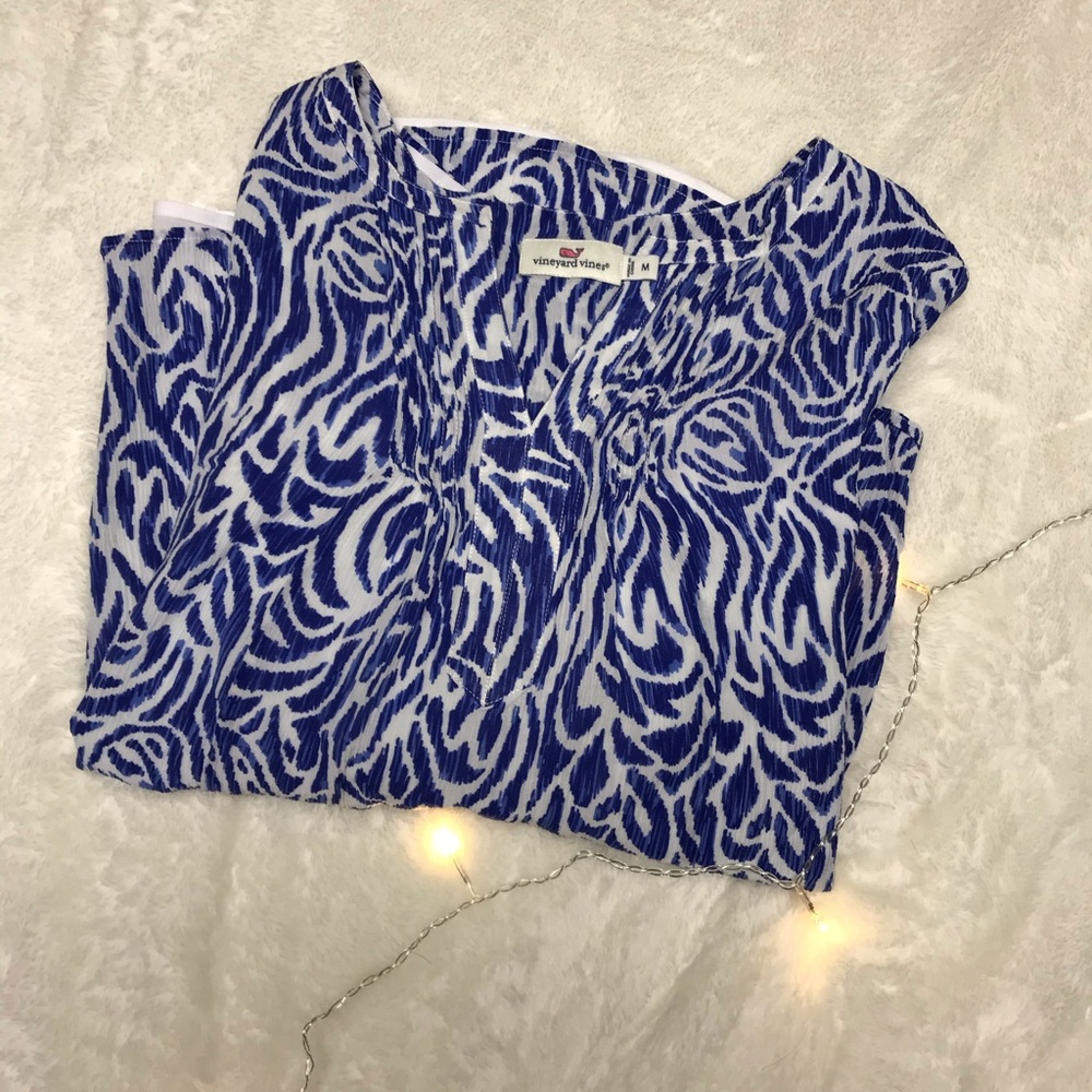 Vineyard Vines Long Sleeve Blue and White Blouse Size M